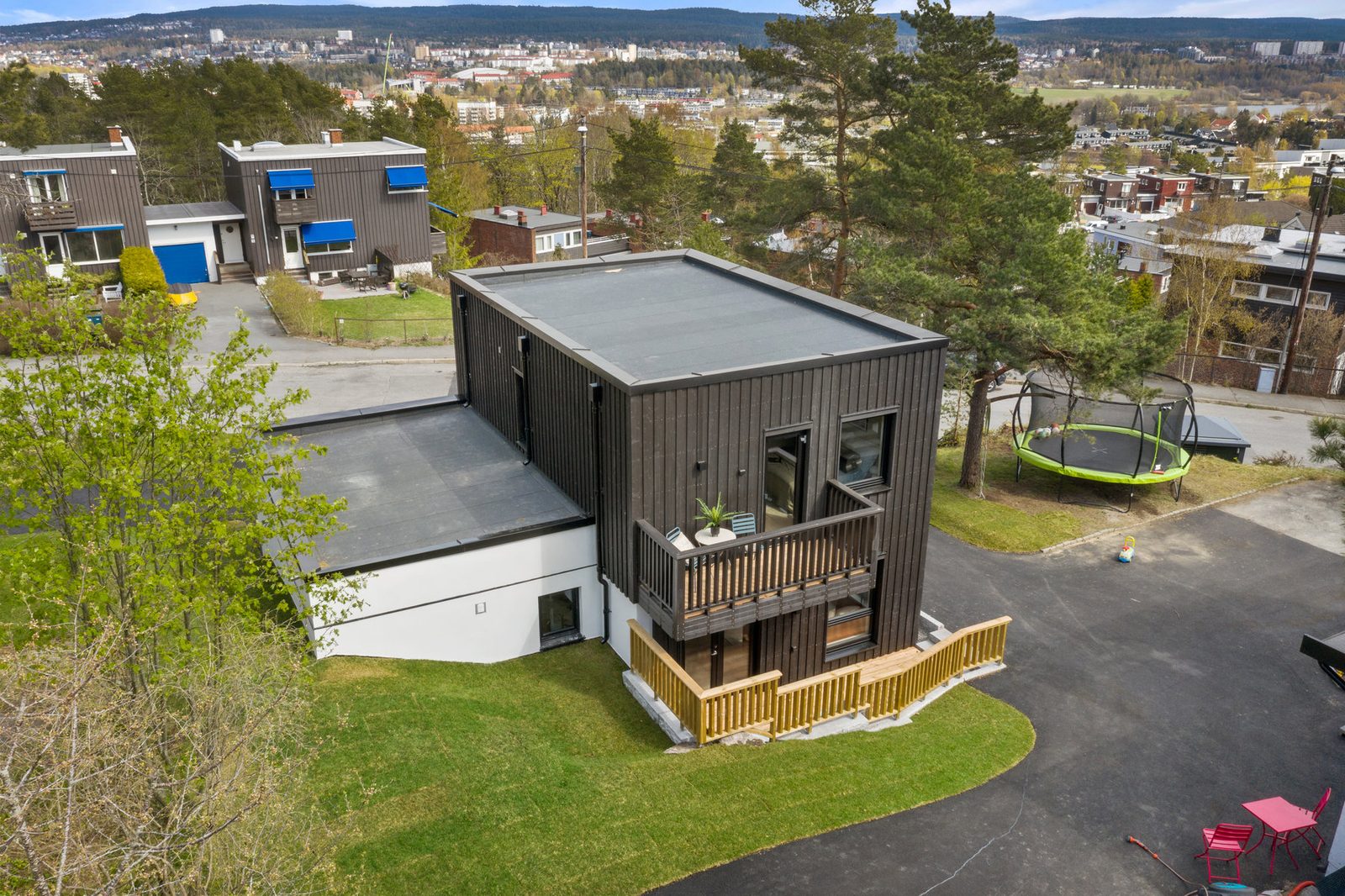 Nybygd enebolig i Bauneveien 4 på Ekeberg – bilde 2